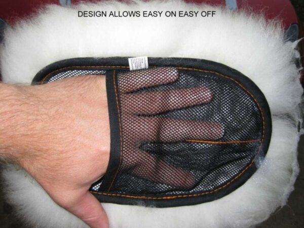 Găng tay rửa xe lông cừu Merino Wool Wash Mitt - Hình ảnh 3